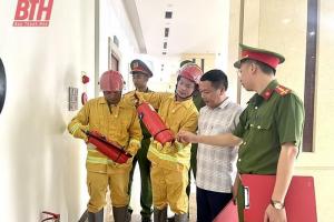 Bảo đảm an toàn cho du khách mùa du lịch biển