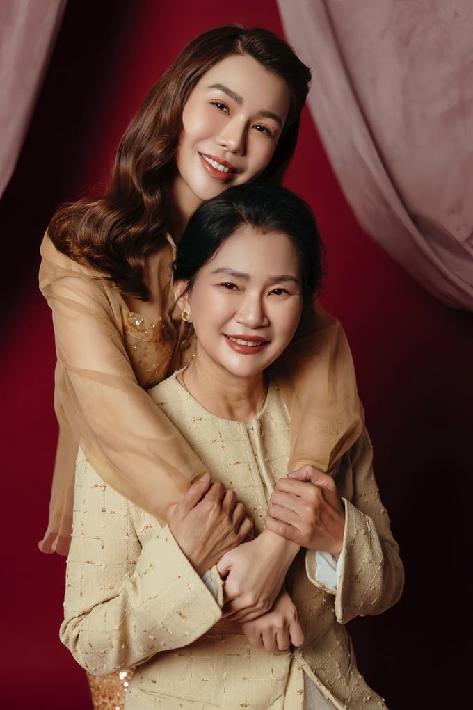 MC Hải Anh: Mẹ là “cô bạn thân” quý giá nhất mà tôi có được