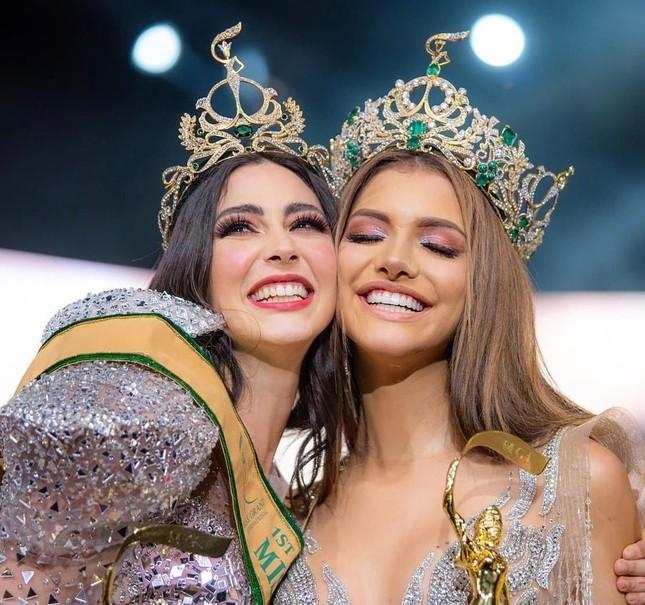 Á hậu Hòa bình Quốc tế 2019 từ bỏ danh hiệu