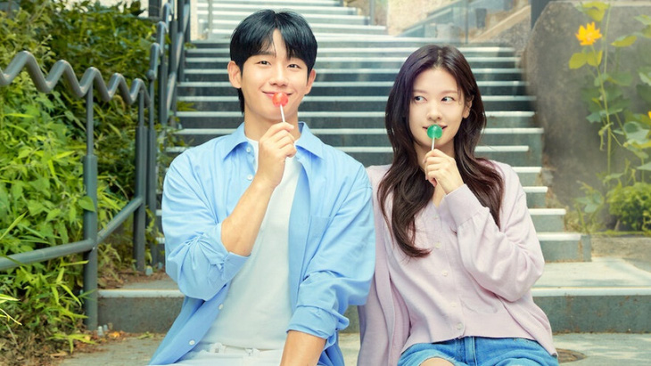 Jung Hae In và Jung So Min ngọt ngào hết cỡ trong Love Next Door